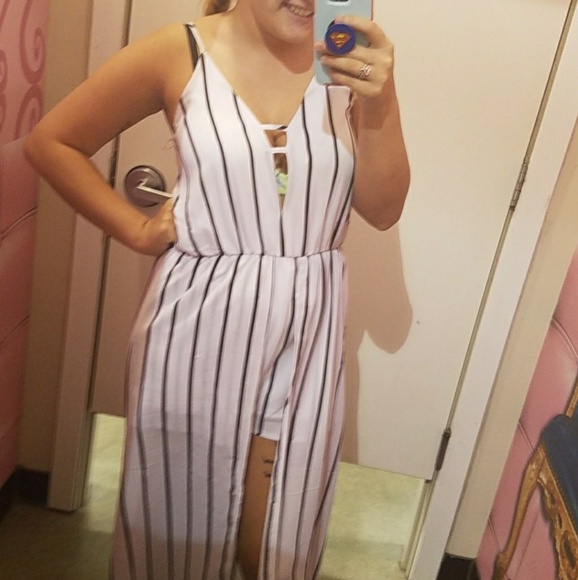 Romper - Picture 1 of 1